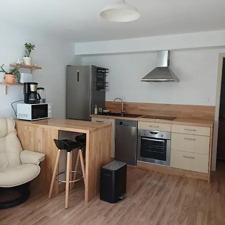 Apartament 2 Pieces Avec Jardin